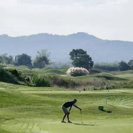 Emporda Golf 4*