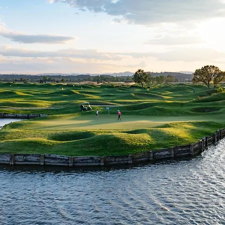 Hotel Emporda Golf 4*