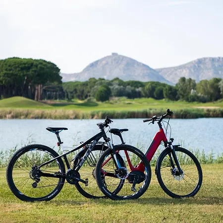 Emporda Golf 톨로엘라데몽트그리